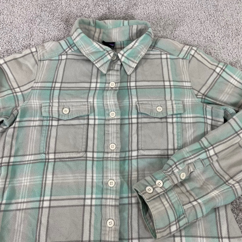 Patagonia Flannel Womens 4 Button Down Shirt Organic Cotton Plaid Mint Granola